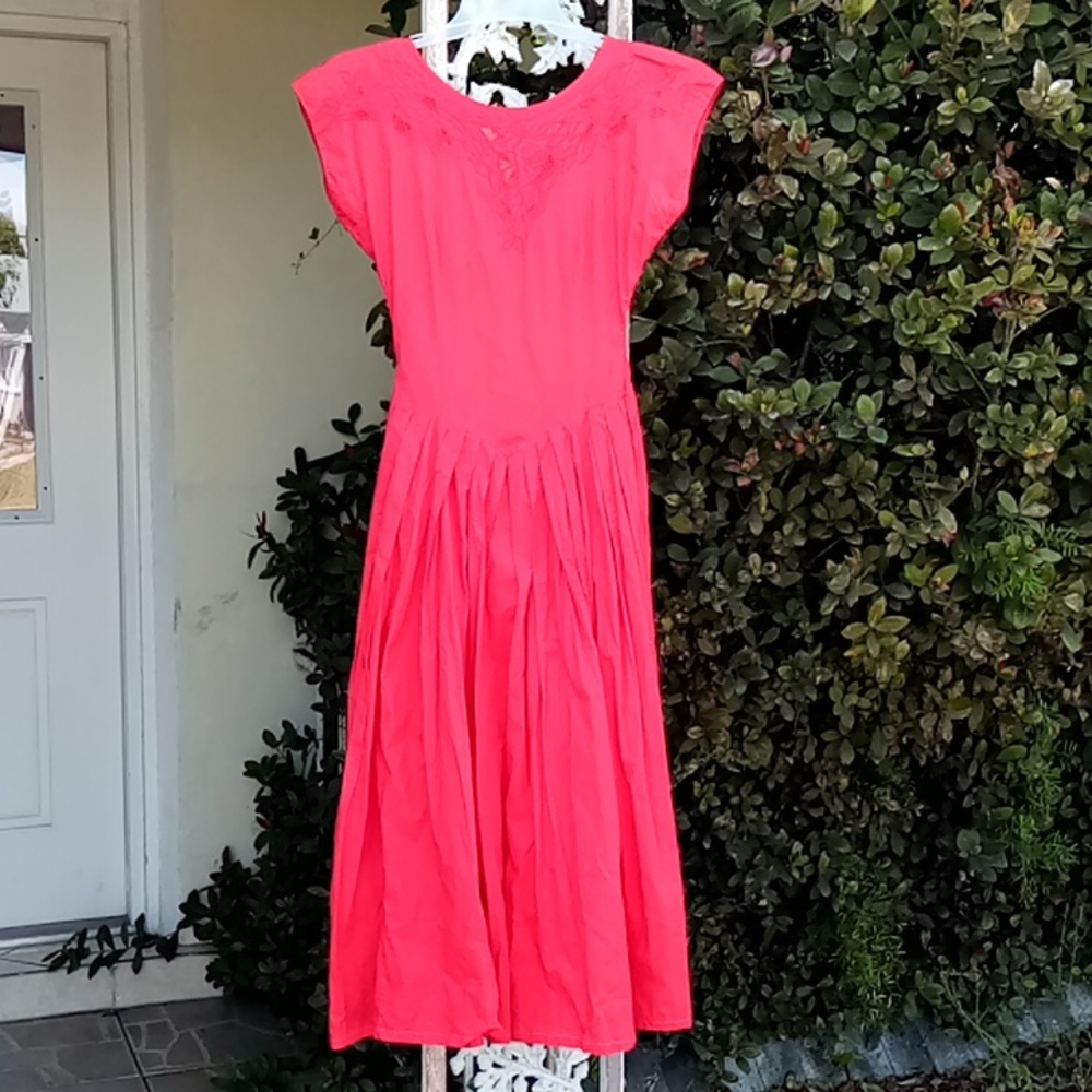 Elegant Red Maxi Dress